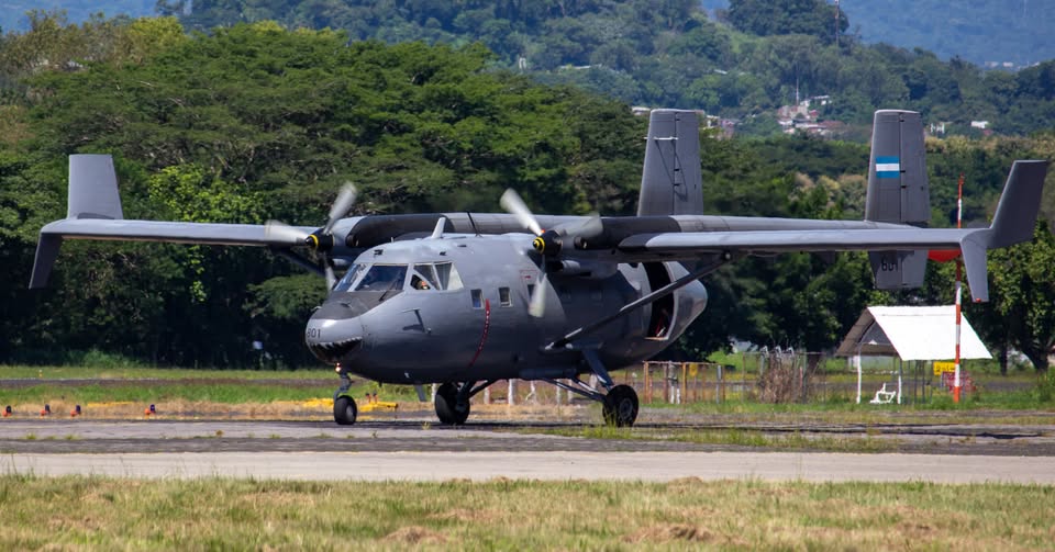 Avión de transporte FAS